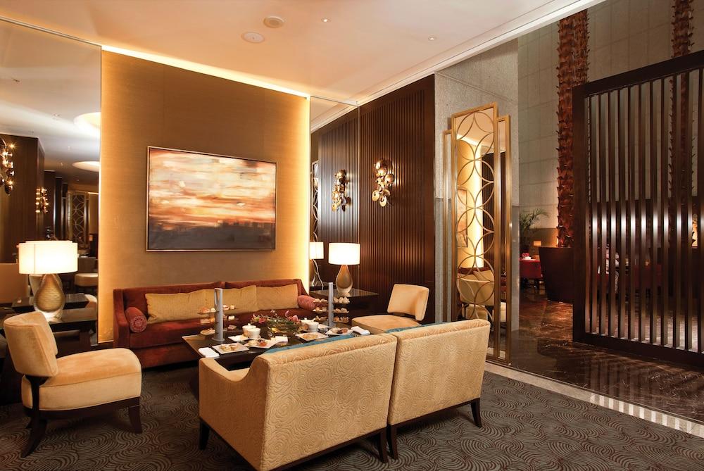 Four Seasons Hotel Rijád Exteriér fotografie The lobby